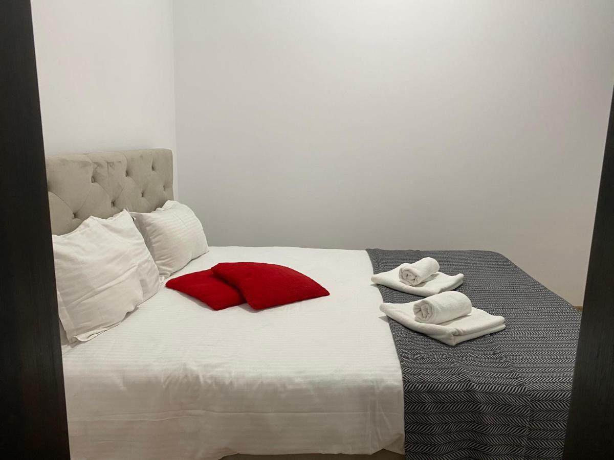 Studios & Apartments Palas By Glam Apartments Iasi Eksteriør billede