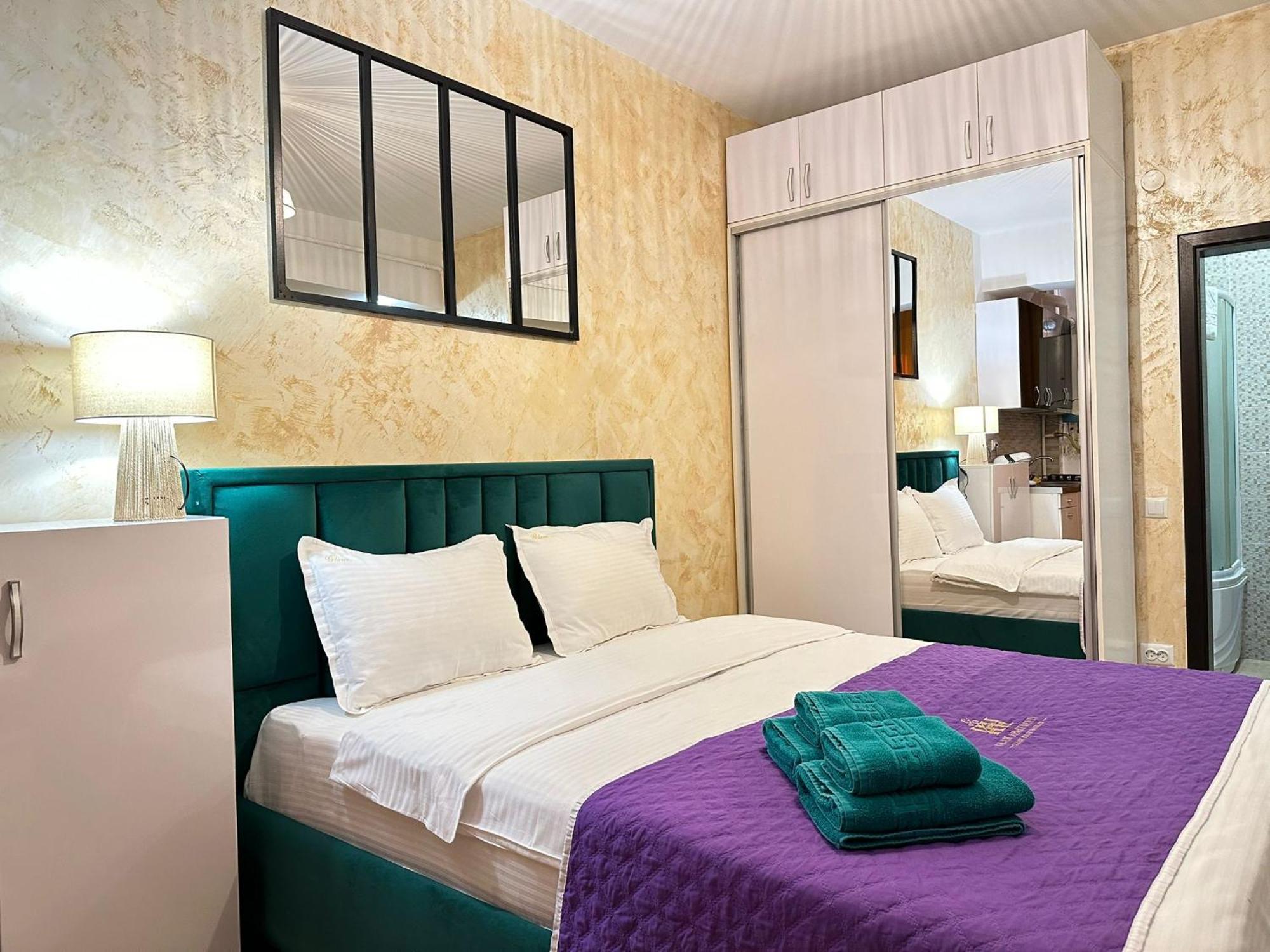 Studios & Apartments Palas By Glam Apartments Iasi Eksteriør billede