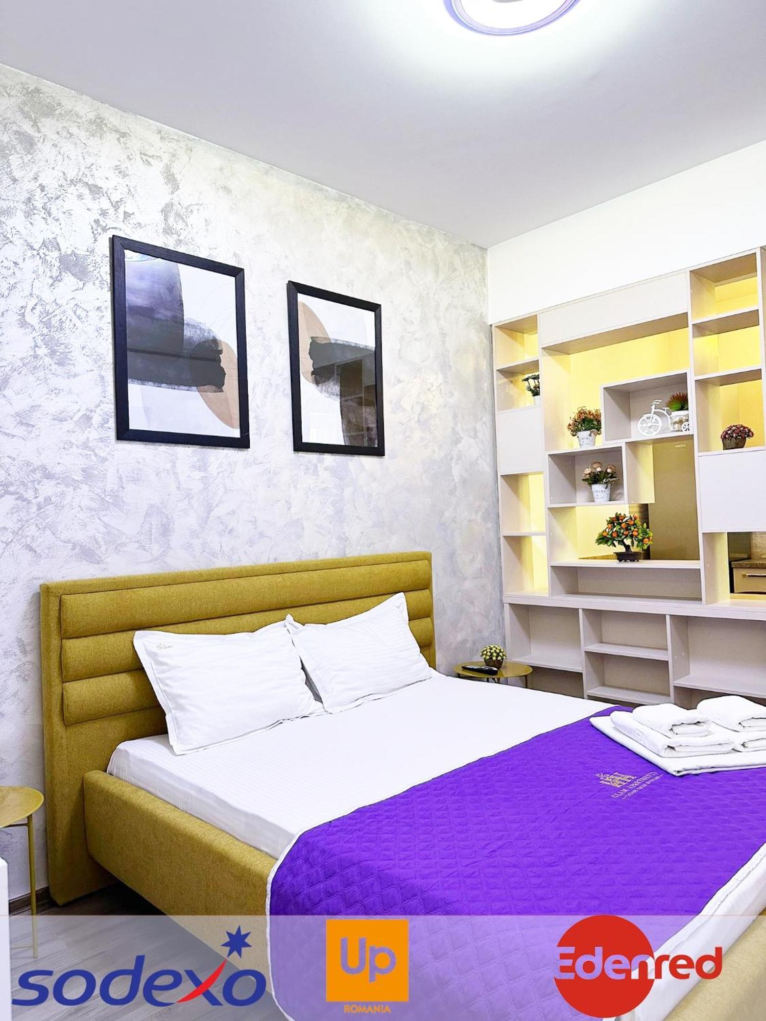 Studios & Apartments Palas By Glam Apartments Iasi Eksteriør billede