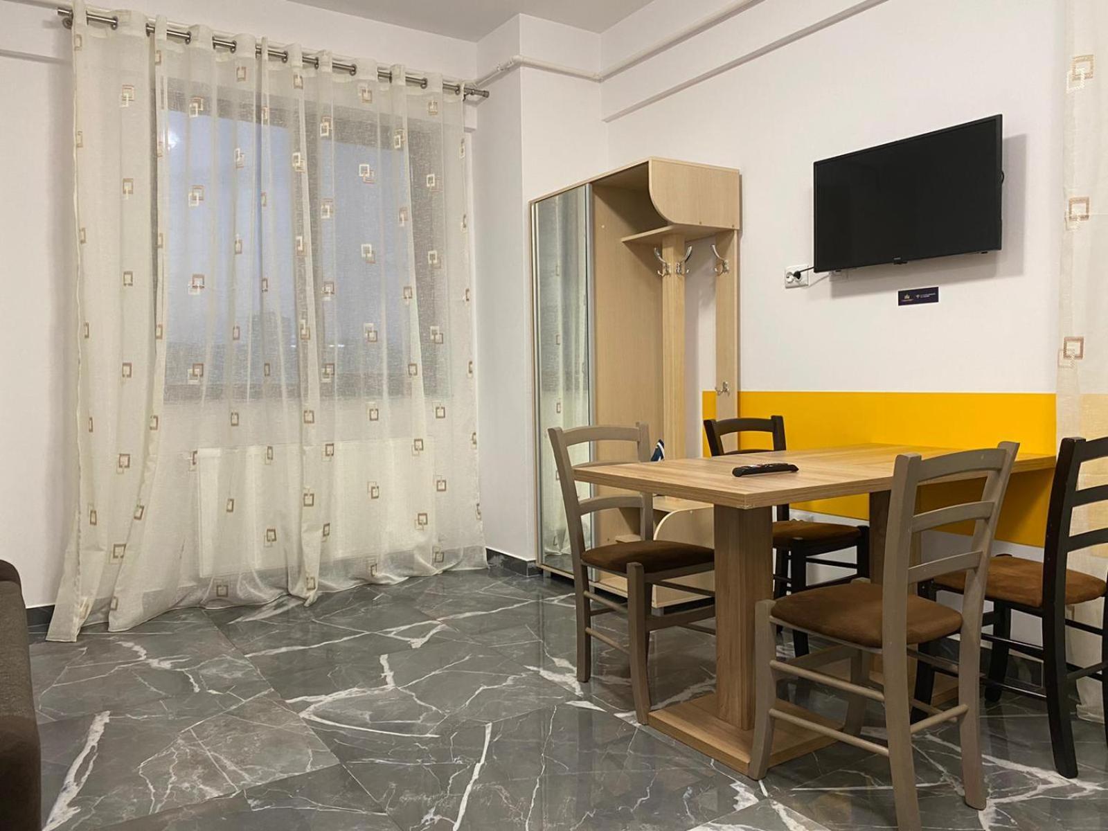 Studios & Apartments Palas By Glam Apartments Iasi Eksteriør billede