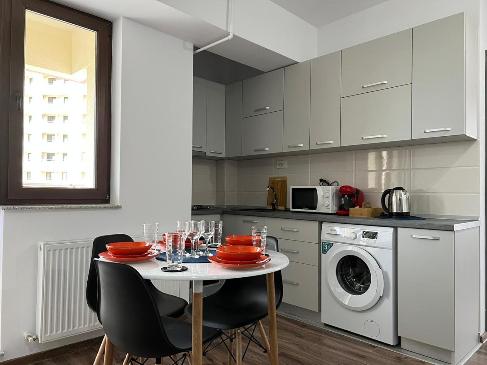 Studios & Apartments Palas By Glam Apartments Iasi Eksteriør billede